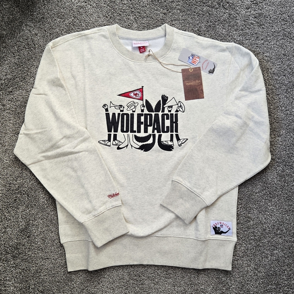 Mitchell & Ness Kansas City Chiefs NFL Playoff Win Wolfpack Sweatshirt NEW sz L